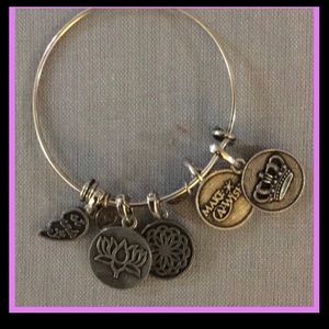 BN Southhill Designs Silver Charm Bracelet